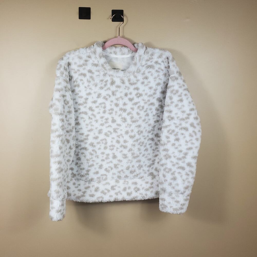 Thread & Supply Wubby White Leopard Crewneck Soft Comfy Sweater Size S